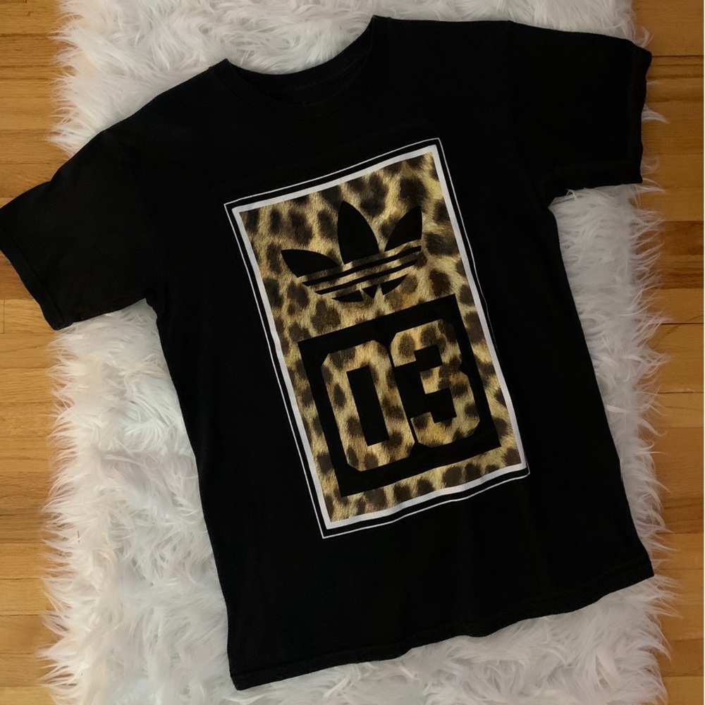 Adidas T-Shirt